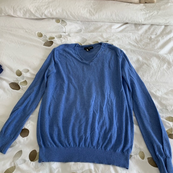 Banana Republic Sweater - Picture 3 of 4